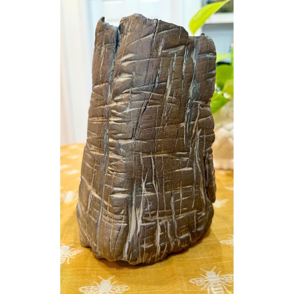 Mary‎ Ann Burk Studio Pottery Vase – "Barn Swallow" Sgraffito Stoneware Slab